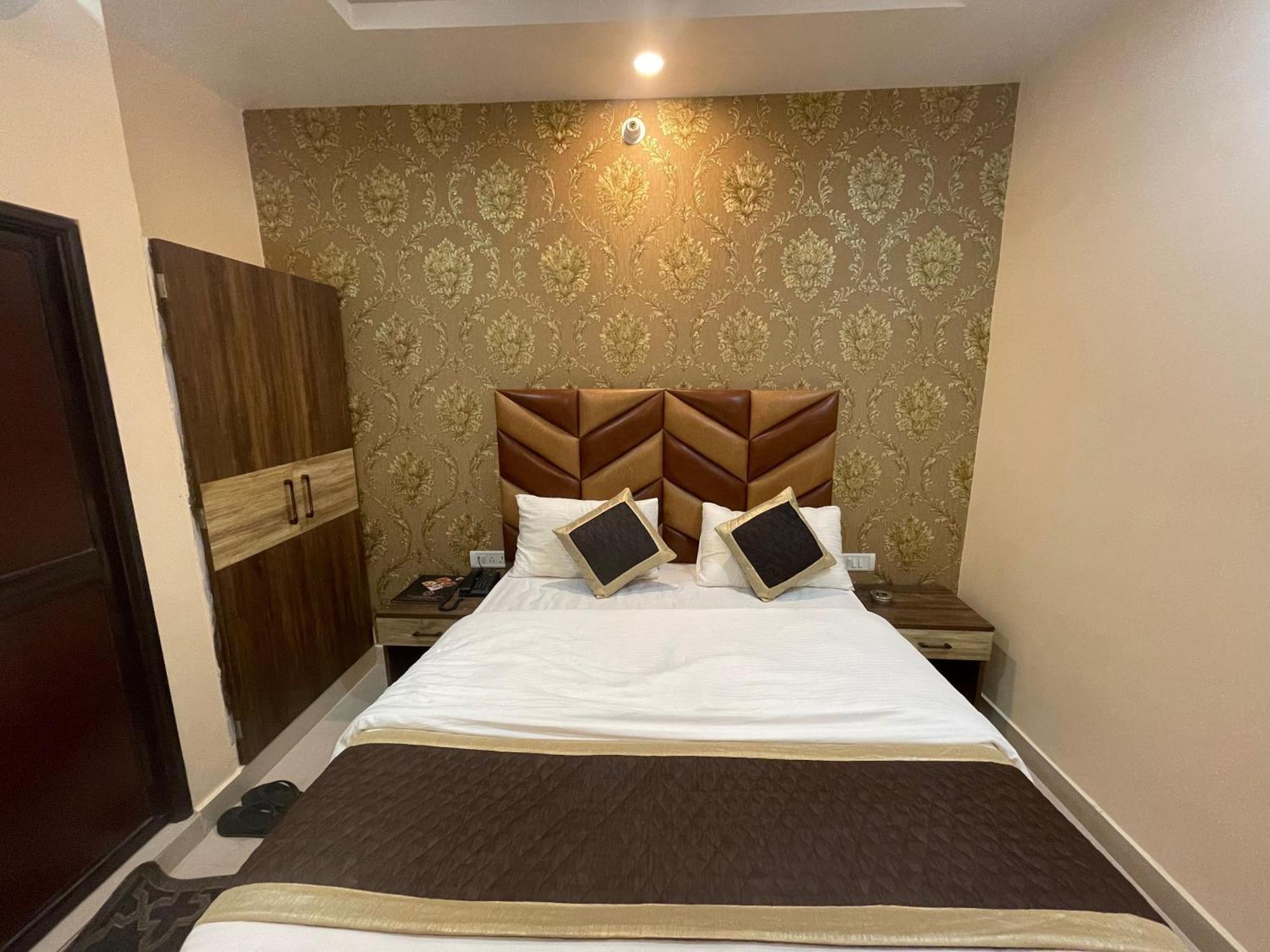 Super Hotel O Glance Inn Патна Экстерьер фото