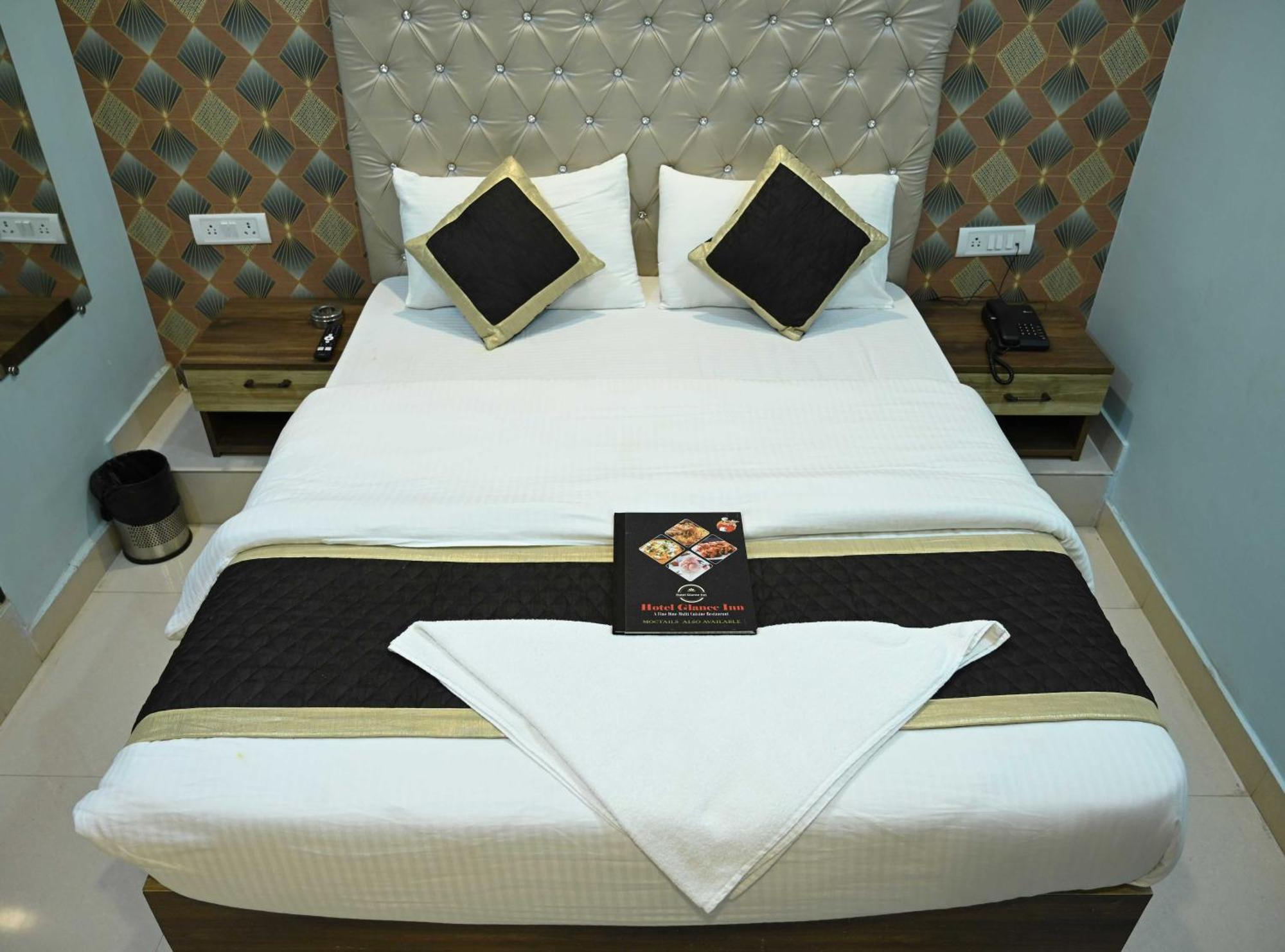 Super Hotel O Glance Inn Патна Экстерьер фото